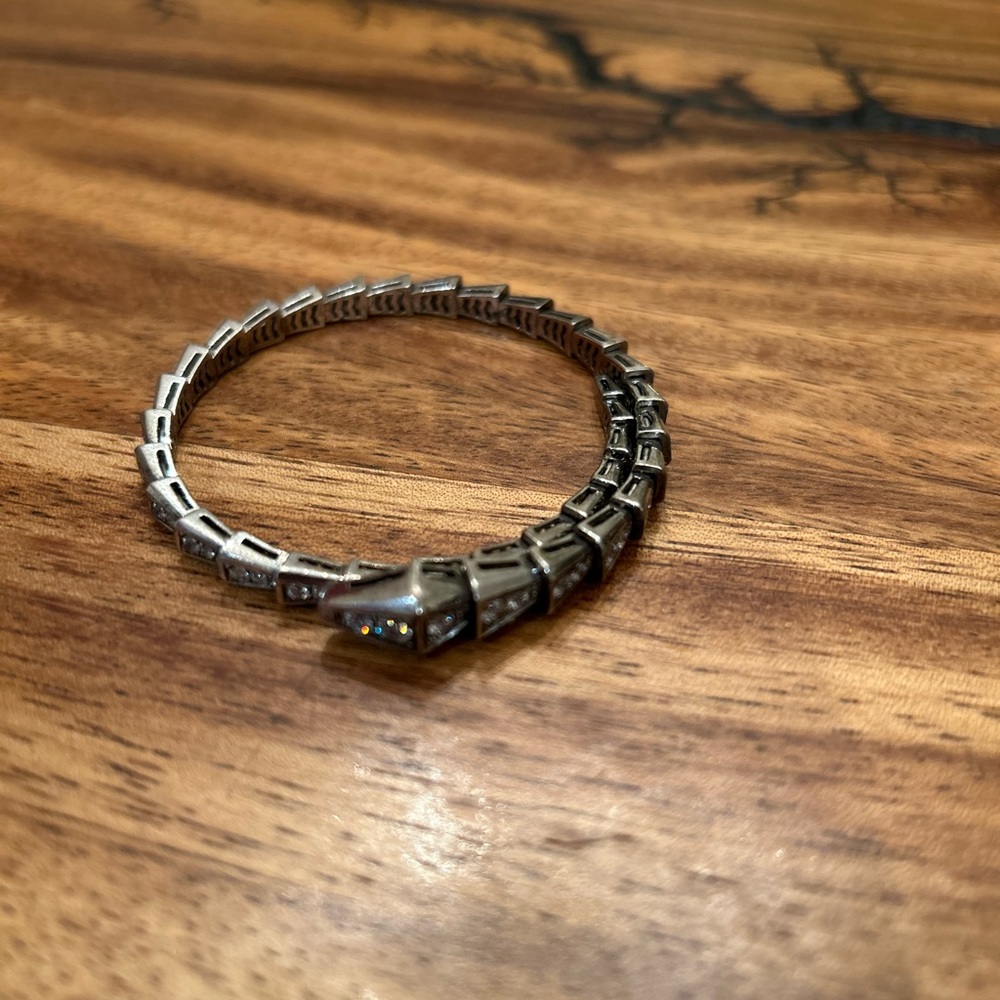 Chic Silver Serpent Bracelet with Sparkling Stones - Picture 3 of 4